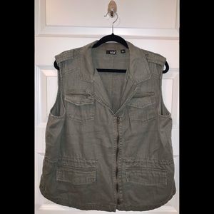 Green Cargo Vest Size XL